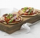 Minipizza med oksespegepølse
